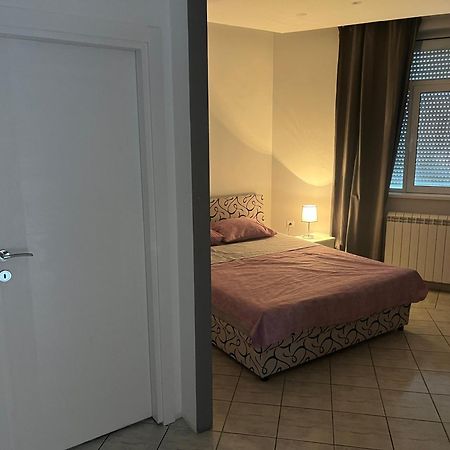 Magic M Apartment Mali Mokri Lug Екстер'єр фото