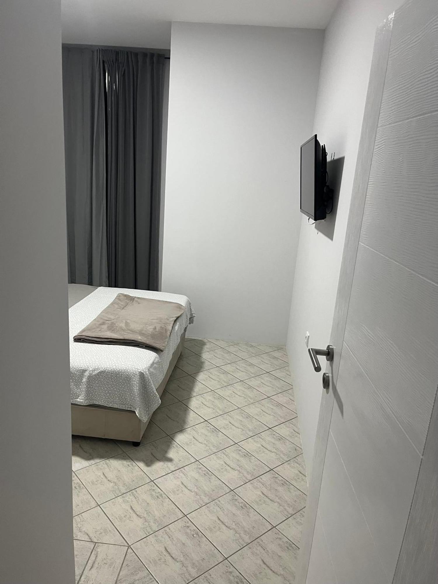 Magic M Apartment Mali Mokri Lug Екстер'єр фото